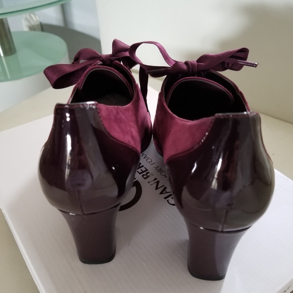 Shoes - Picture 4 of 6